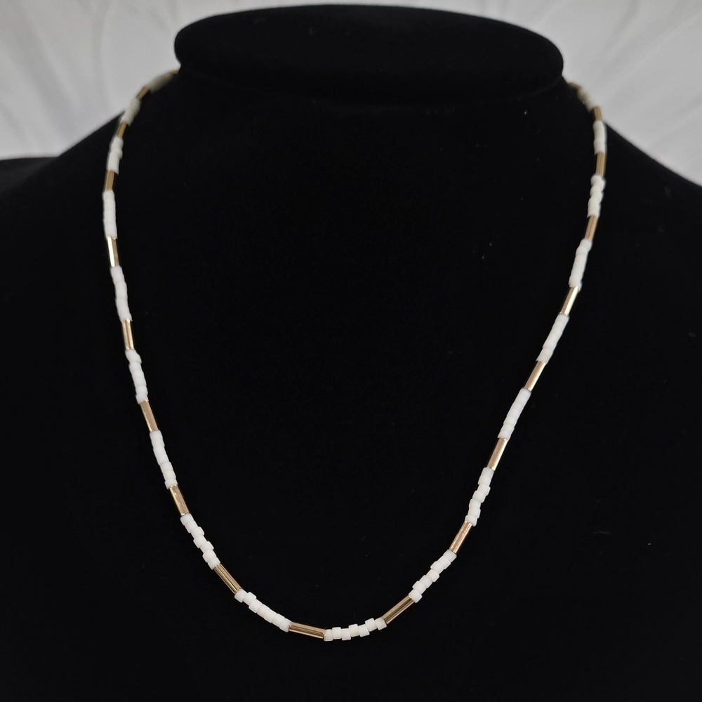 Jessica Necklace by Leslie Curtis